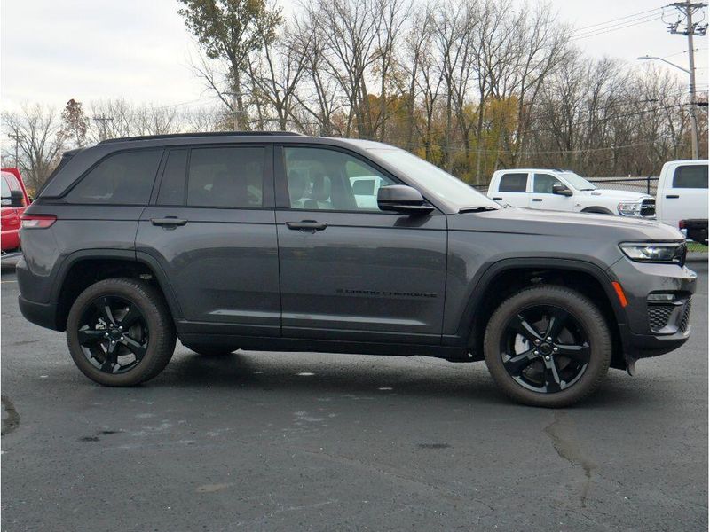 2024 Jeep Grand Cherokee Limited 4x4Image 7