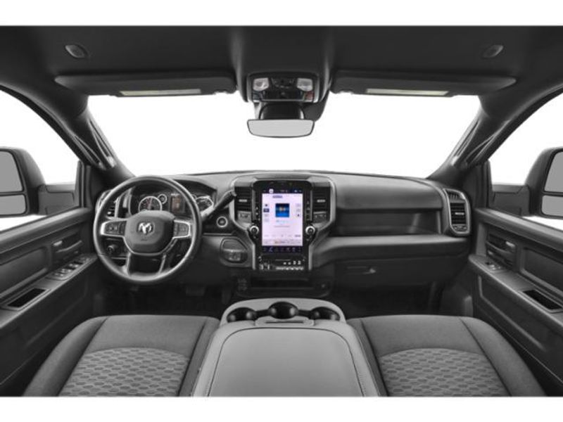 New 2027 RAM 3500 TradesmanImage 7