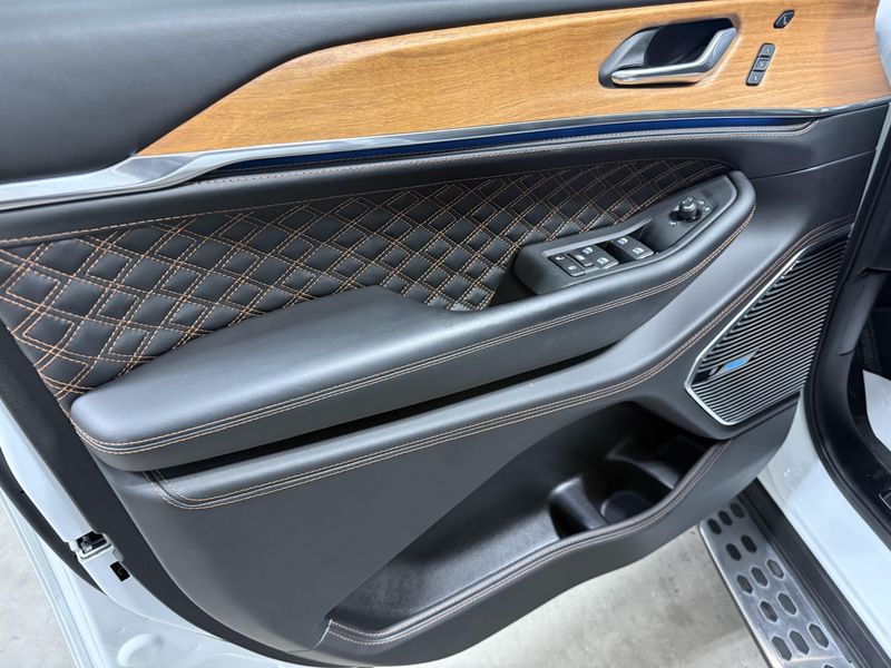 Used 2025 Jeep Grand Cherokee L Summit ReserveImage 20