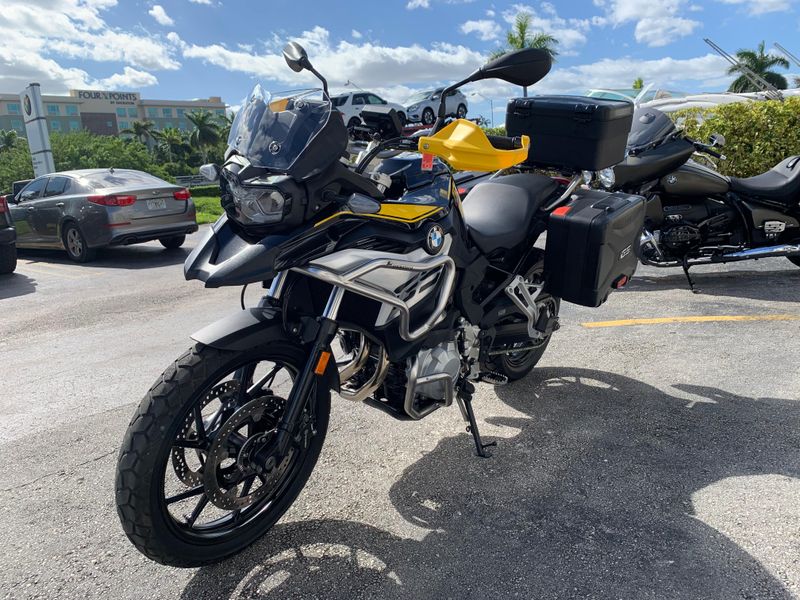 2021 BMW F 750 GS Image 3