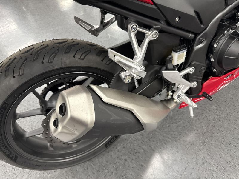 Used 2025 Honda CBR500R Image 11