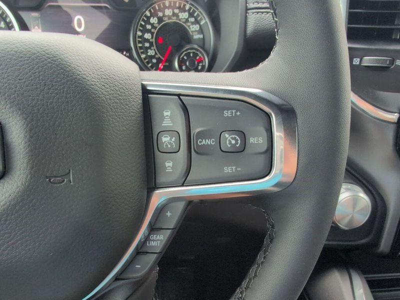 New 2025 RAM 1500 Laramie Crew Cab 4x4 5