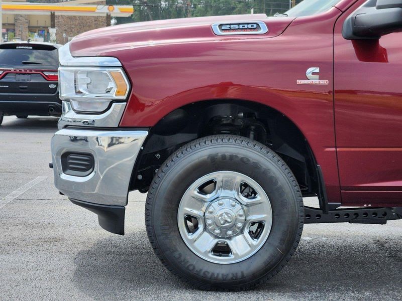 2024 RAM 2500 Tradesman Crew Cab 4x4 8