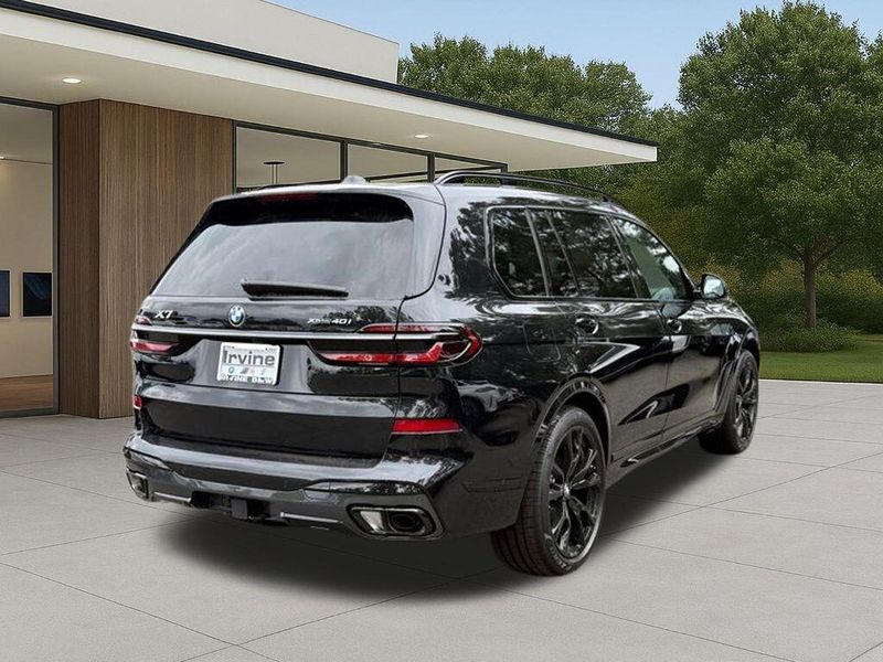 New 2026 BMW X7 xDrive40iImage 8
