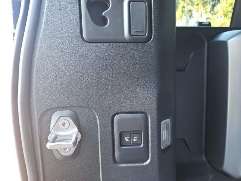 Used 2024 Land Rover Defender V8