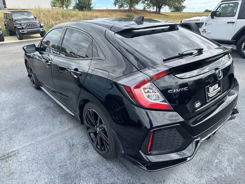 2019 Honda Civic Hatchback Sport TouringImage 8