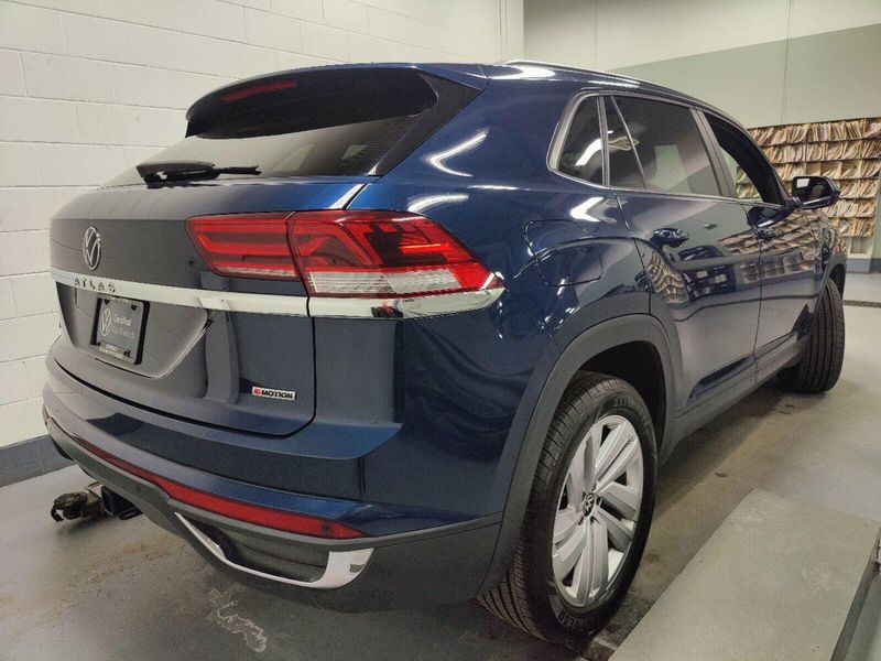 2021 Volkswagen Atlas Cross Sport V6 AWD SE w/Technology/SunroofImage 13