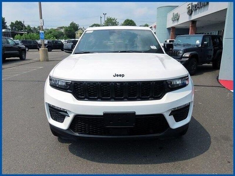 2025 Jeep Grand Cherokee LimitedImage 3
