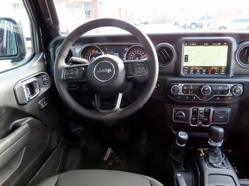 2023 Jeep Wrangler SportImage 12
