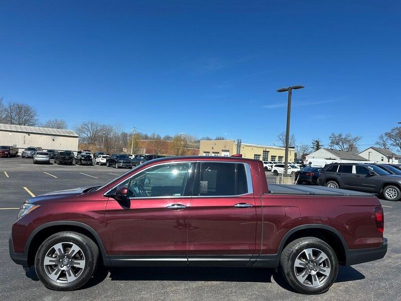 2018 Honda Ridgeline RTL-EImage 10
