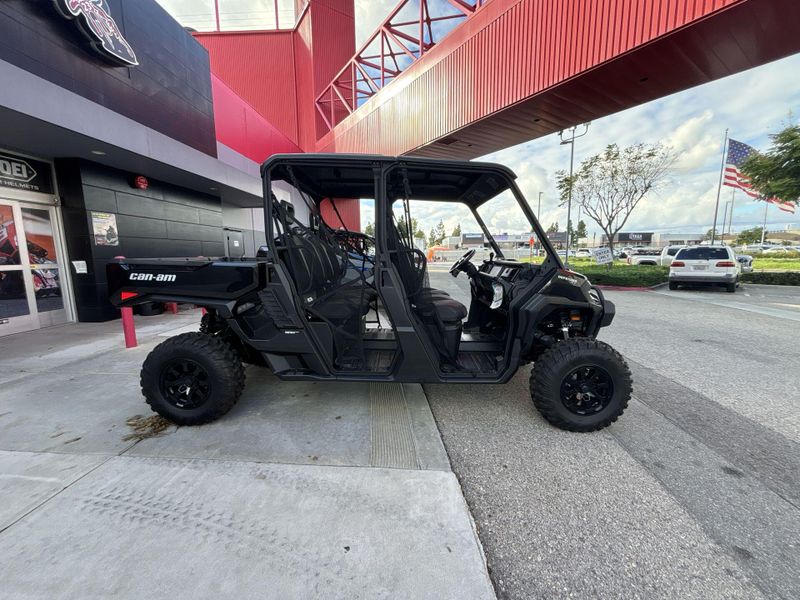 New 2026 Can-Am DEFENDER MAX XT HD11 Image 11