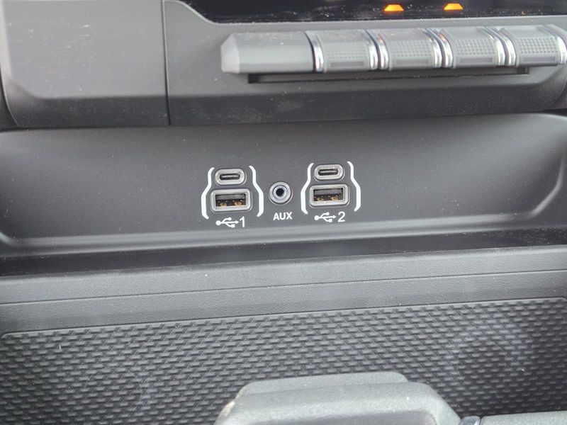 New 2026 RAM 1500 Big Horn Crew Cab 4x2 5'7' Box