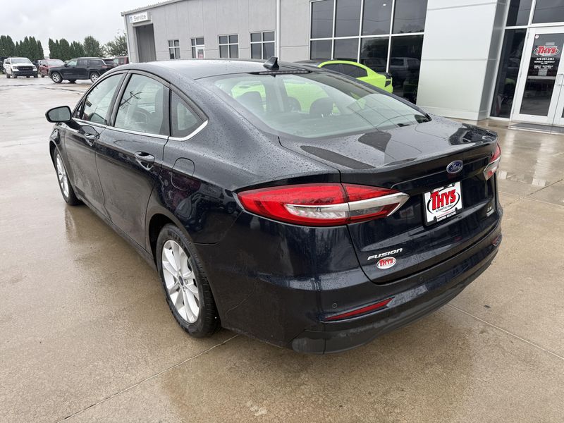 Used 2020 Ford Fusion SEImage 38