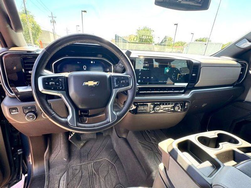 Used 2023 Chevrolet Silverado 1500 LTImage 10