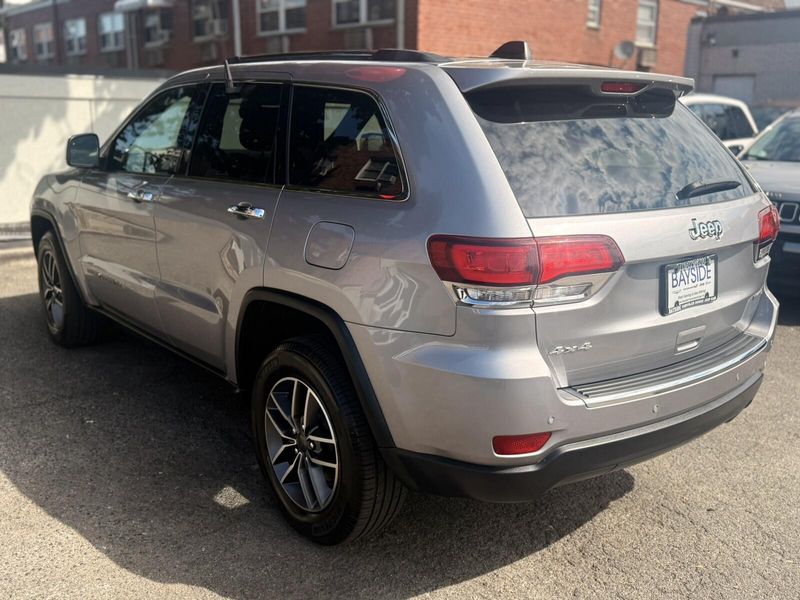 2021 Jeep Grand Cherokee Limited photo 4