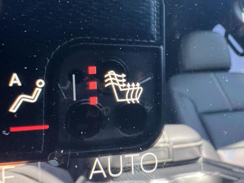 2026 Gmc Acadia Elevation photo 32