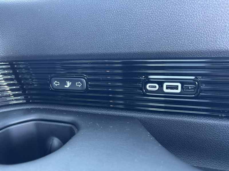 2026 Jeep Grand Wagoneer Summit Obsidian 4x4Image 14