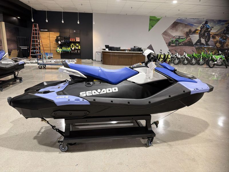 New 2026 Sea-Doo SPARK FOR 3 CONVENIENCE PACKAGE Image 19