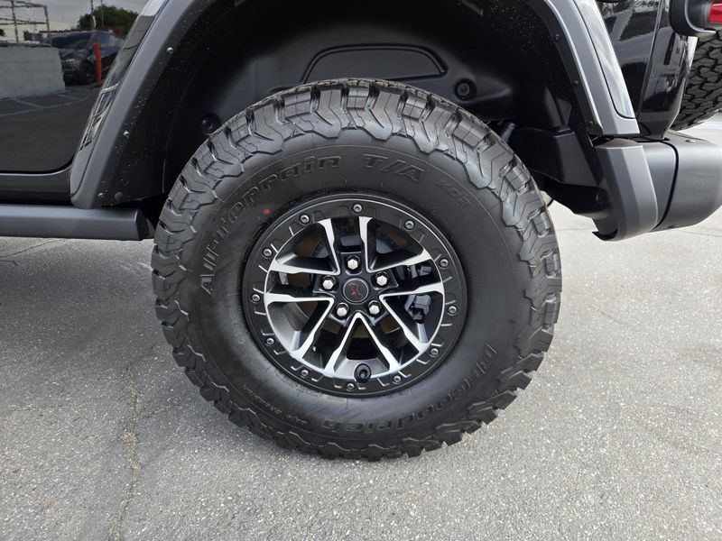 New 2026 Jeep Wrangler 4-door Rubicon X