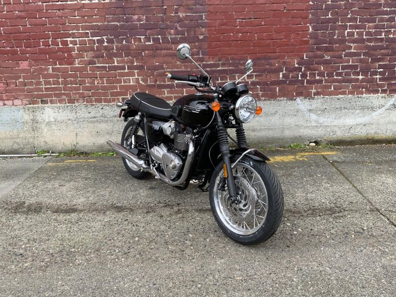 2024 Triumph Bonneville T120