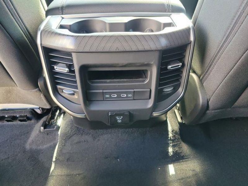 New 2026 RAM 1500 Big Horn Crew Cab 4x4 5'7' Box