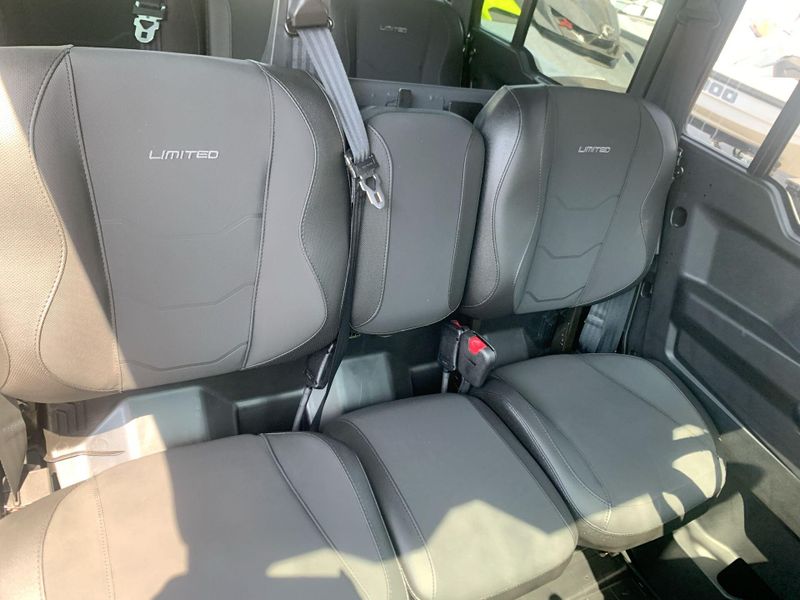 New 2025 Can-Am DEFENDER MAX LIMITED CAB HD10 Image 21