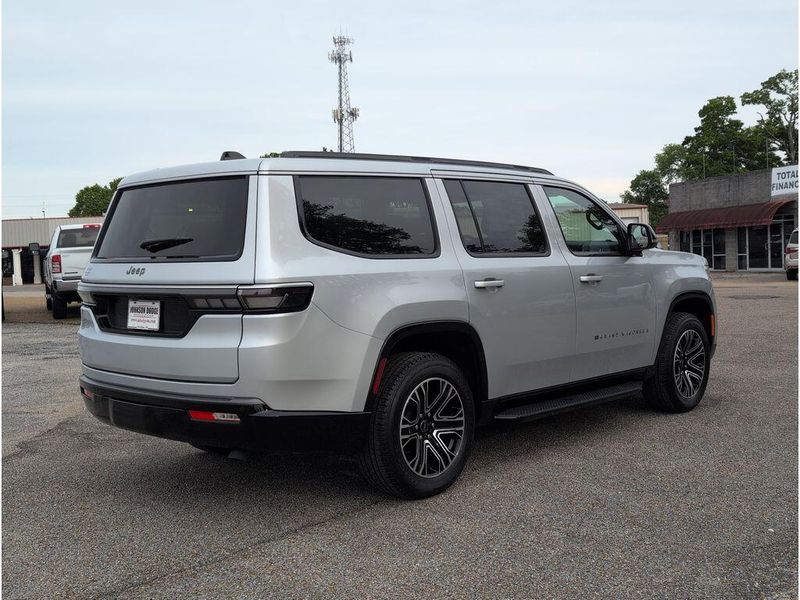 2026 Jeep Grand Wagoneer 4x2Image 5