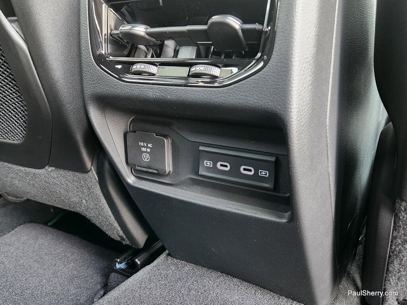 New 2026 Jeep Grand Cherokee Laredo Altitude 4x4