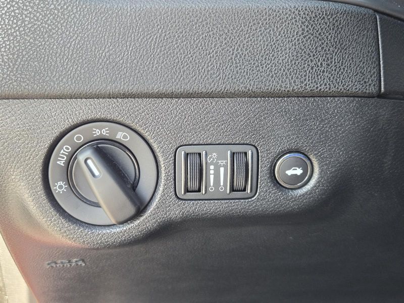 Used 2023 Dodge Charger SXT RWD