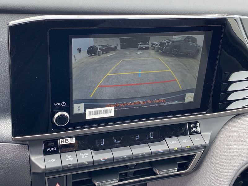 2025 Toyota Camry LEImage 16