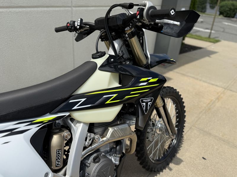 2026 Triumph TF250EImage 7