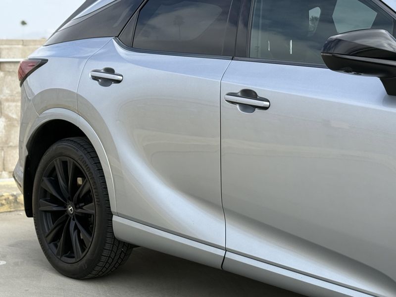 2023 Lexus RX 500h F SPORT PerformanceImage 5