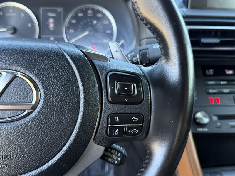 Used 2024 Lexus RC 300Image 24