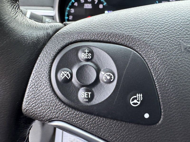 2019 Chevrolet Impala LTImage 19