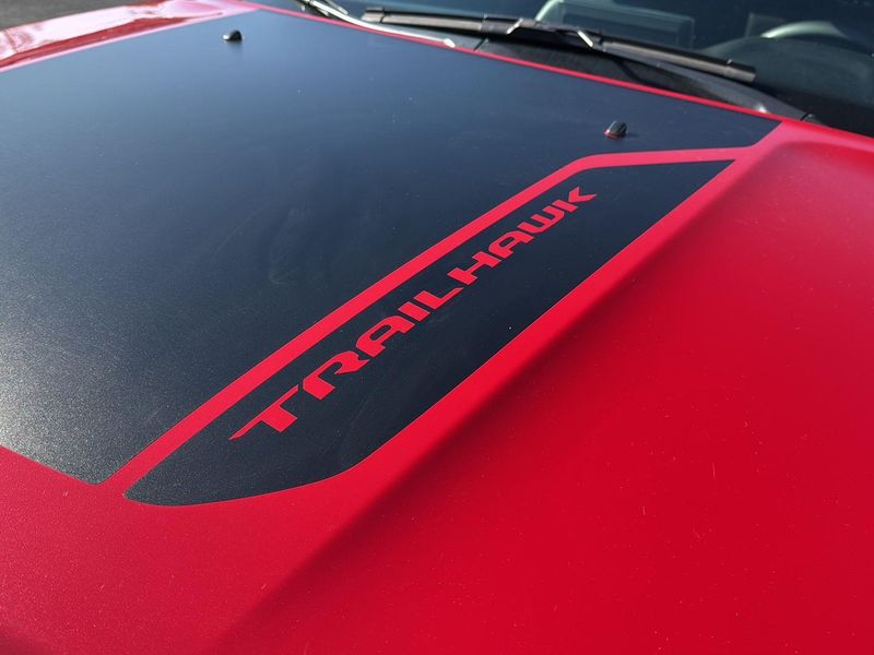 2023 Jeep Compass Trailhawk photo 4