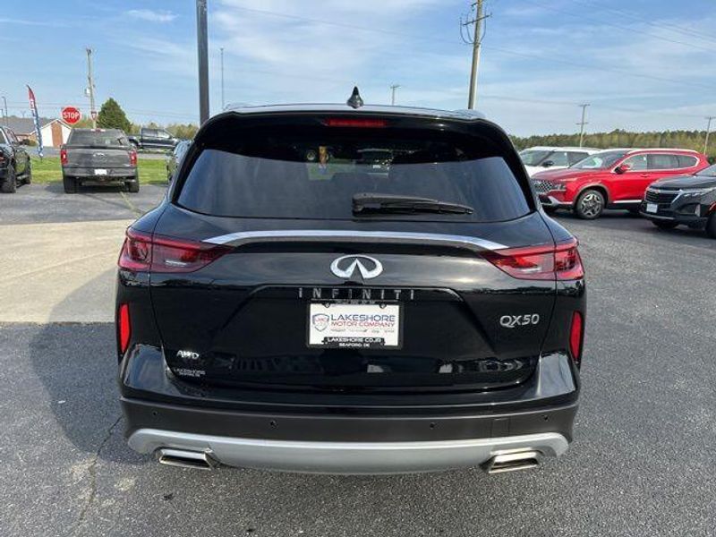 2023 INFINITI QX50 LuxeImage 6