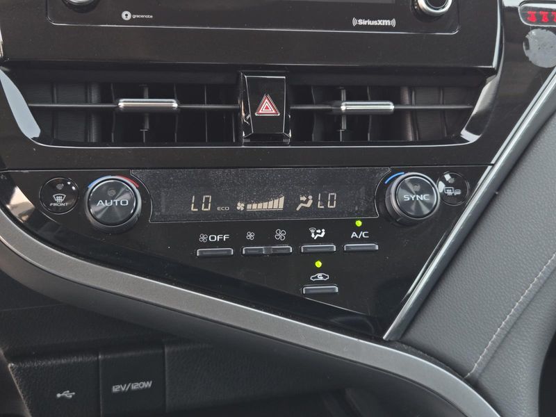 Used 2023 Toyota Camry SE Auto (Natl)