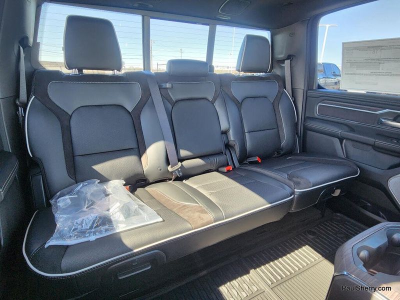 New 2026 RAM 1500 Laramie Crew Cab 4x4 5'7' Box