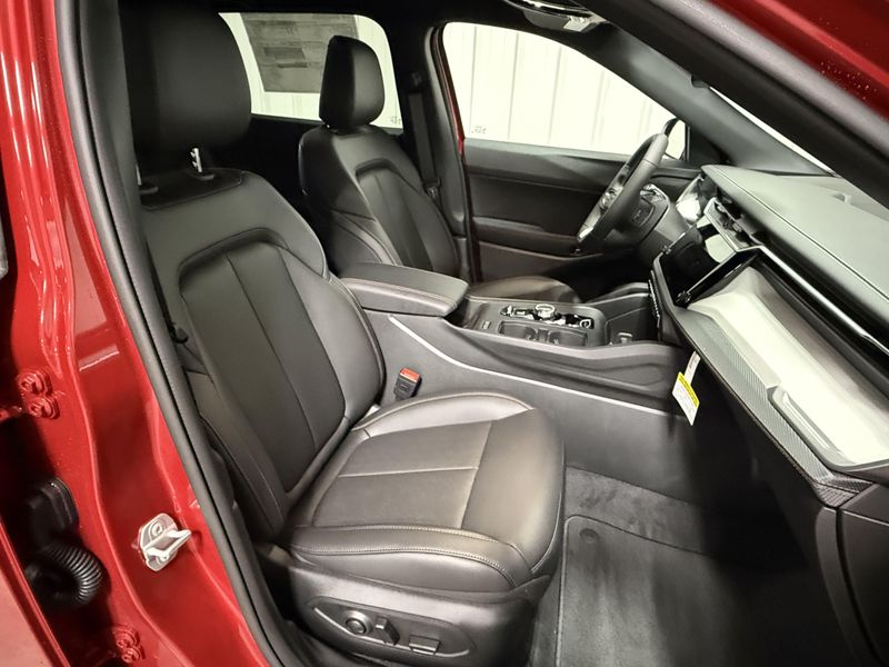 New 2026 Jeep Cherokee Limited 4x4Image 11