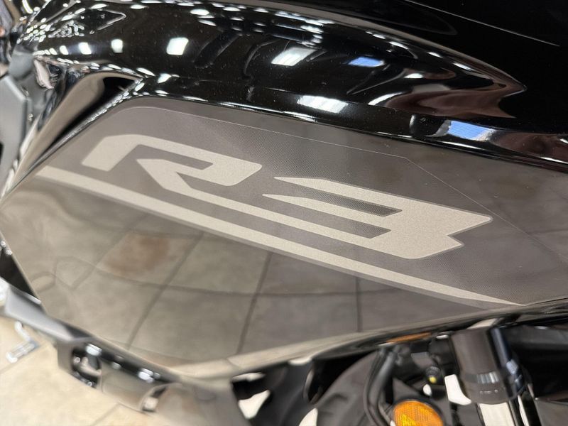 New 2026 Yamaha YZF-R3 ABS Image 31