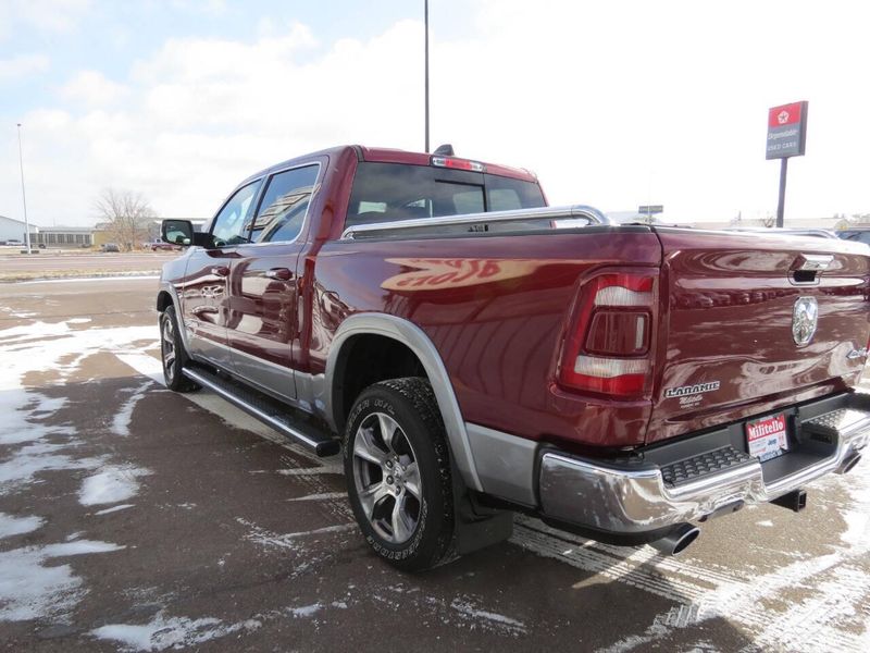 2021 RAM 1500 Laramie 4x4 4dr Crew Cab 5.6 ft. SB PickupImage 7