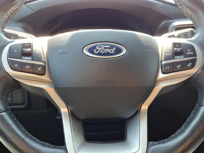 2022 Ford Explorer XLT photo 23