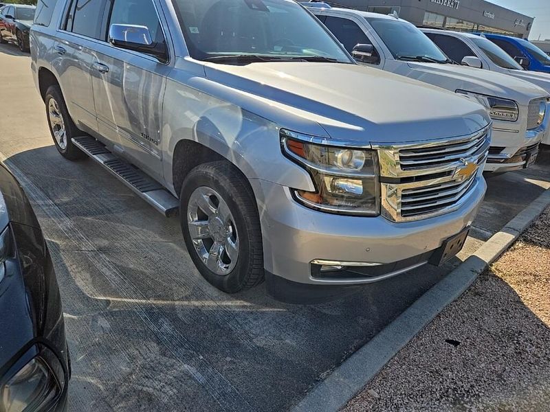 2018 Chevrolet Tahoe Premier photo 2