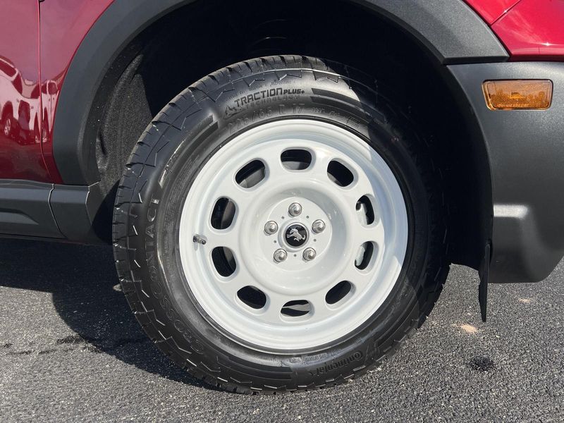 2025 Ford Bronco Sport Heritage photo 2