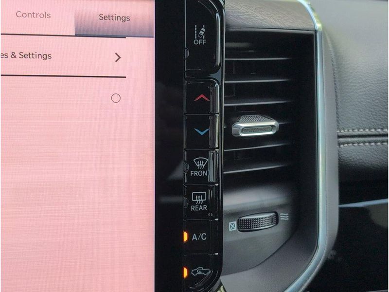 New 2025 RAM 1500 Laramie Crew Cab 4x4 5