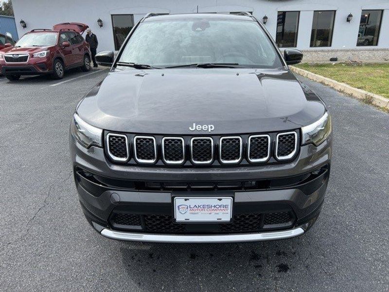 2023 Jeep Compass Limited 4x4Image 2