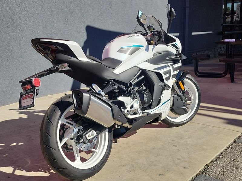 New 2026 CFMOTO 450SS Image 13