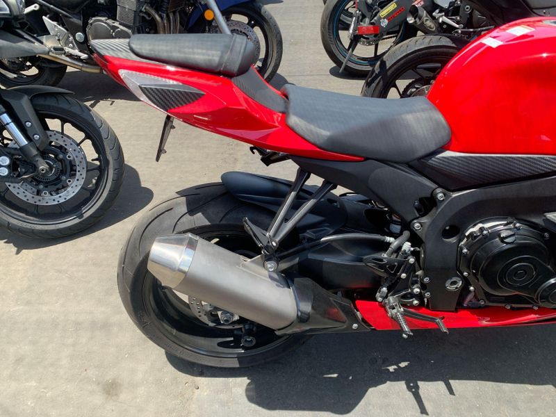 Used 2016 Suzuki GSX-R600L6 CA Image 12