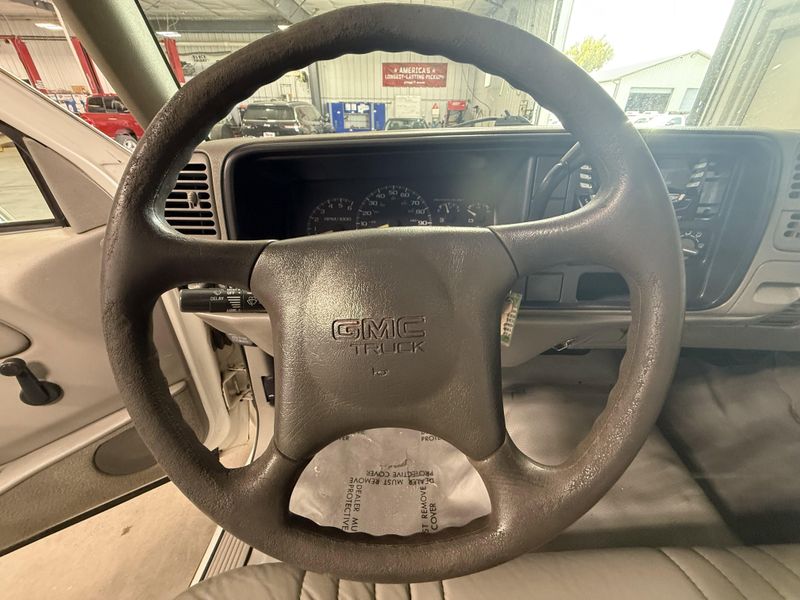 Used 1999 GMC Sierra C3500 HD Chassis Image 19