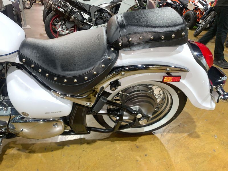 New 2025 Suzuki BOULEVARD C50T SPECIAL Image 15